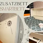 Modernes 2-zimmer-apartment In Der Altstadt Lägenhet *