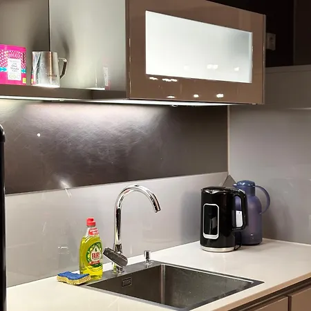Modernes 2-zimmer-apartment In Der Altstadt 公寓 *