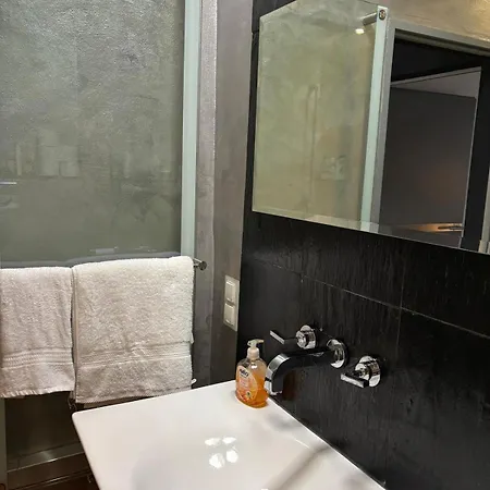 Modernes 2-zimmer-apartment In Der Altstadt 公寓 科布倫茨