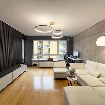 Modernes 2-zimmer-apartment In Der Altstadt Apartment *