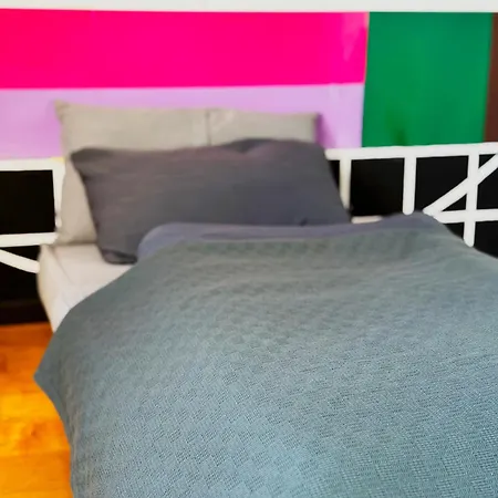 Apartment Modernes 2-zimmer-apartment In Der Altstadt