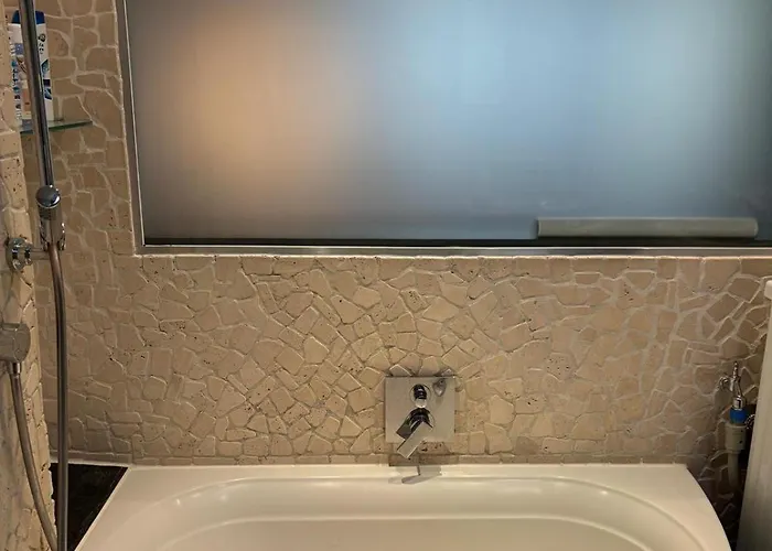 Modernes 2-zimmer-apartment In Der Altstadt Apartmán *