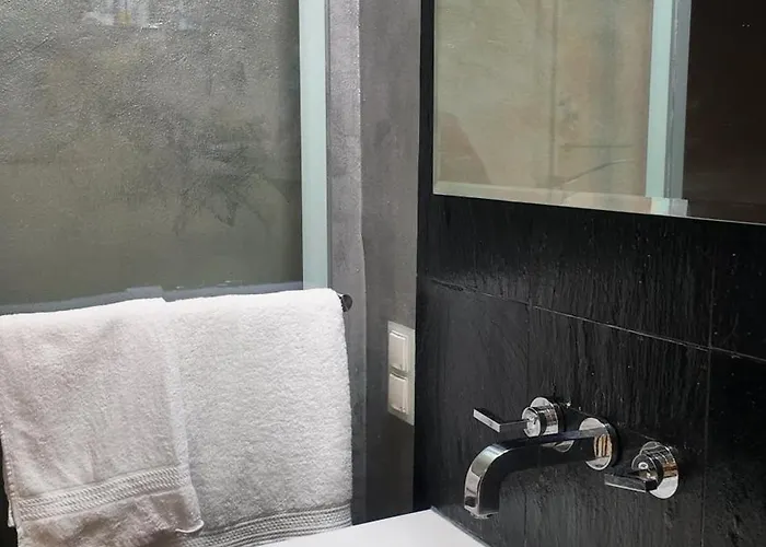 Modernes 2-zimmer-apartment In Der Altstadt Apartmán